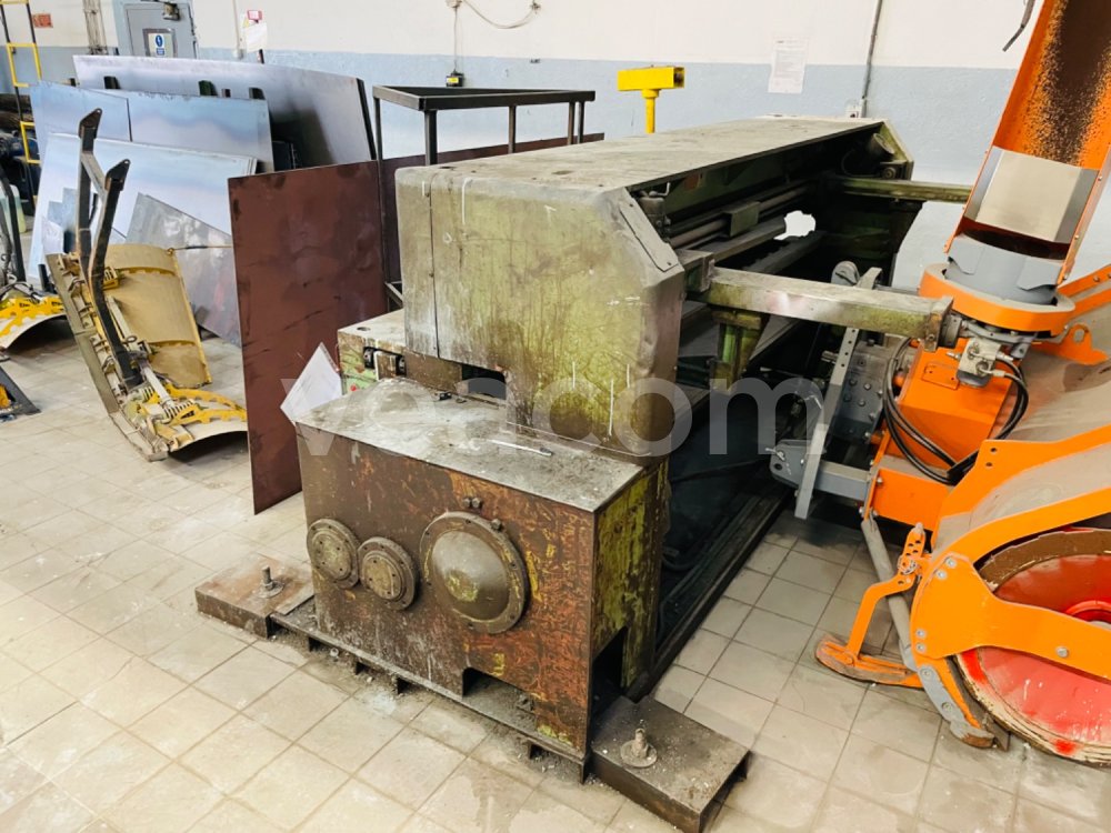 Online auction:  JELŠINGRAD - Nožnice