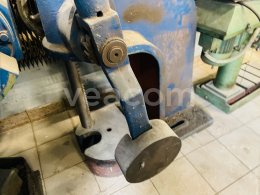 Online auction:   Ručný lis