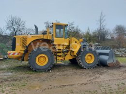 Online árverés: VOLVO  L180E