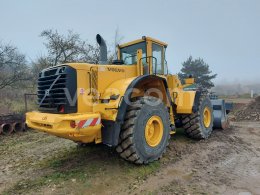 Online árverés: VOLVO  L180E