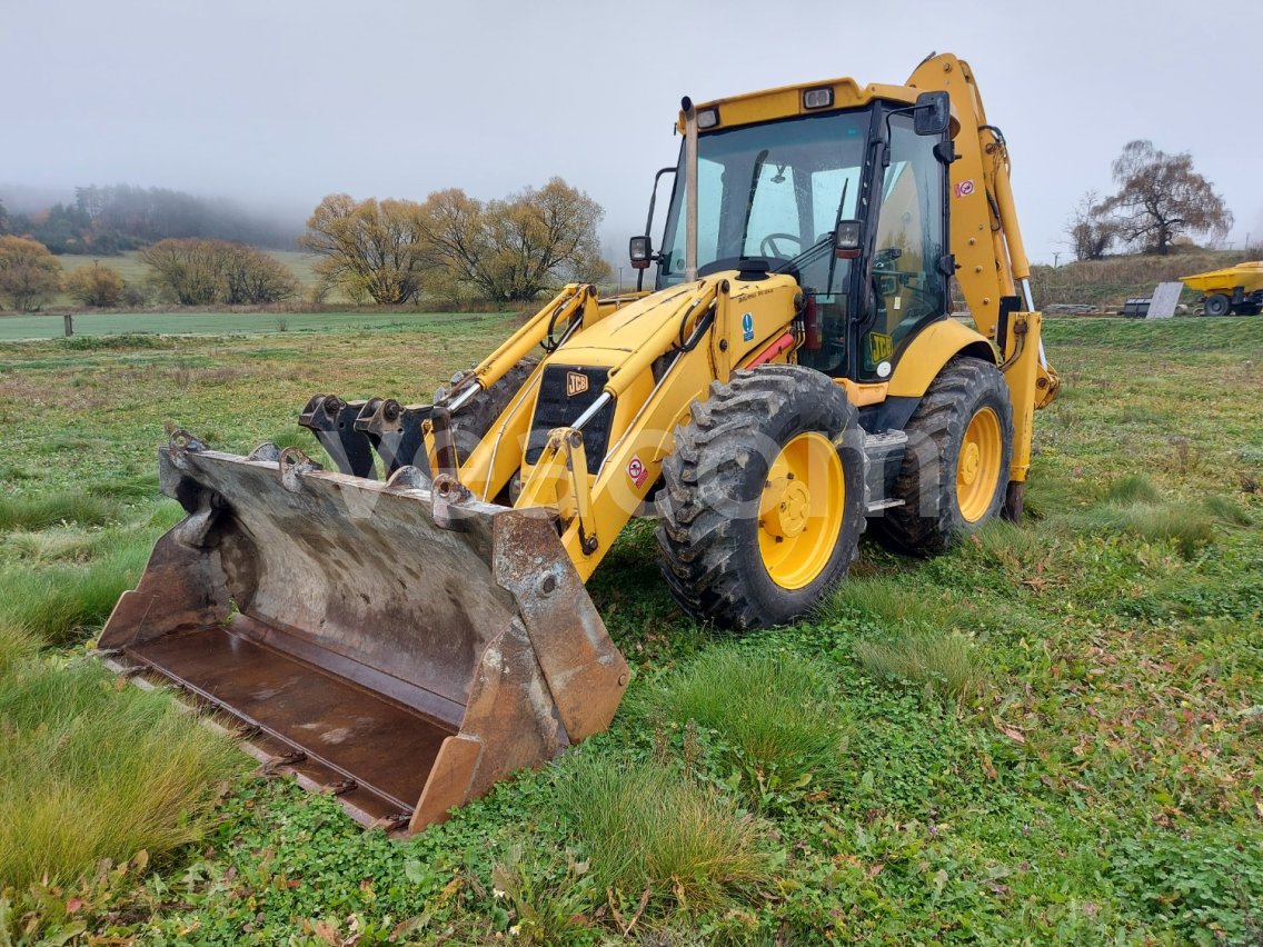 Online auction: JCB  4CX