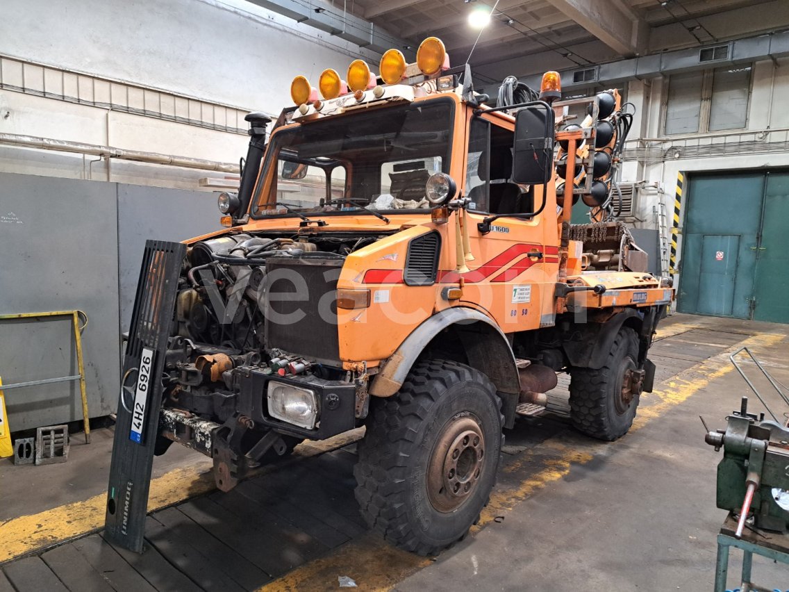 Aukcja internetowa: MERCEDES-BENZ  UNIMOG U 1600 + MULAG SVAHOVÁ SEKAČKA