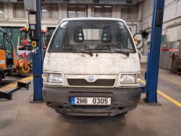 Online árverés: PIAGGIO  Porter S85