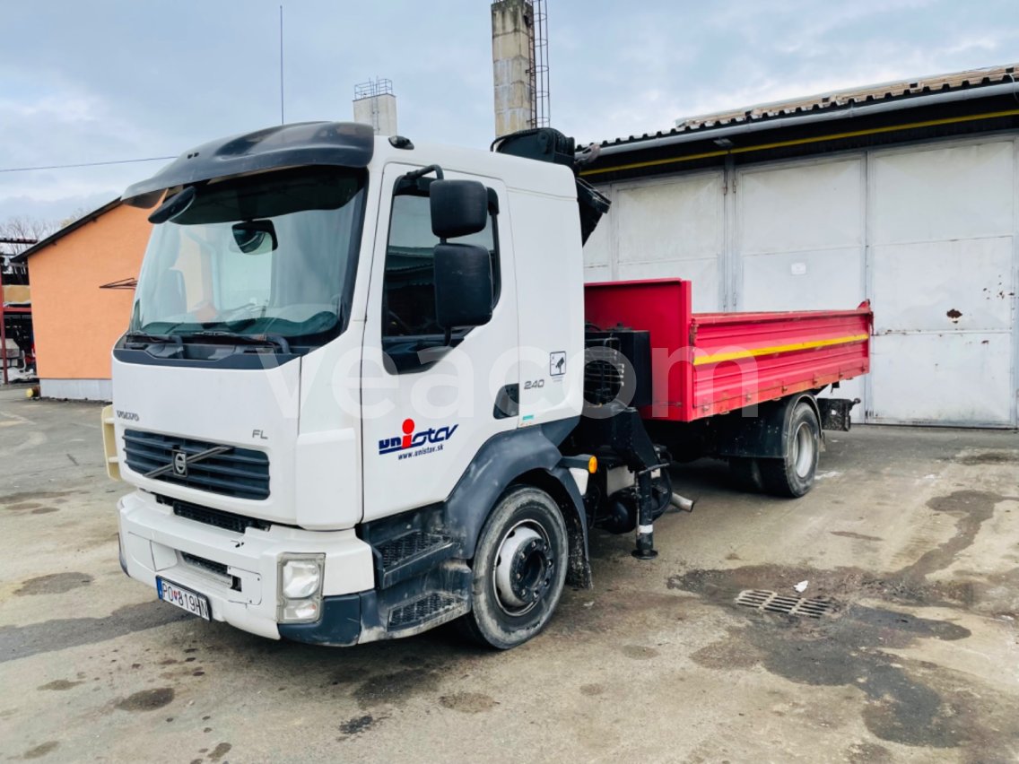 Online aukce: VOLVO  FL 240 + HR