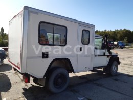 Aukcja internetowa: MERCEDES-BENZ  G 300 CDI 461