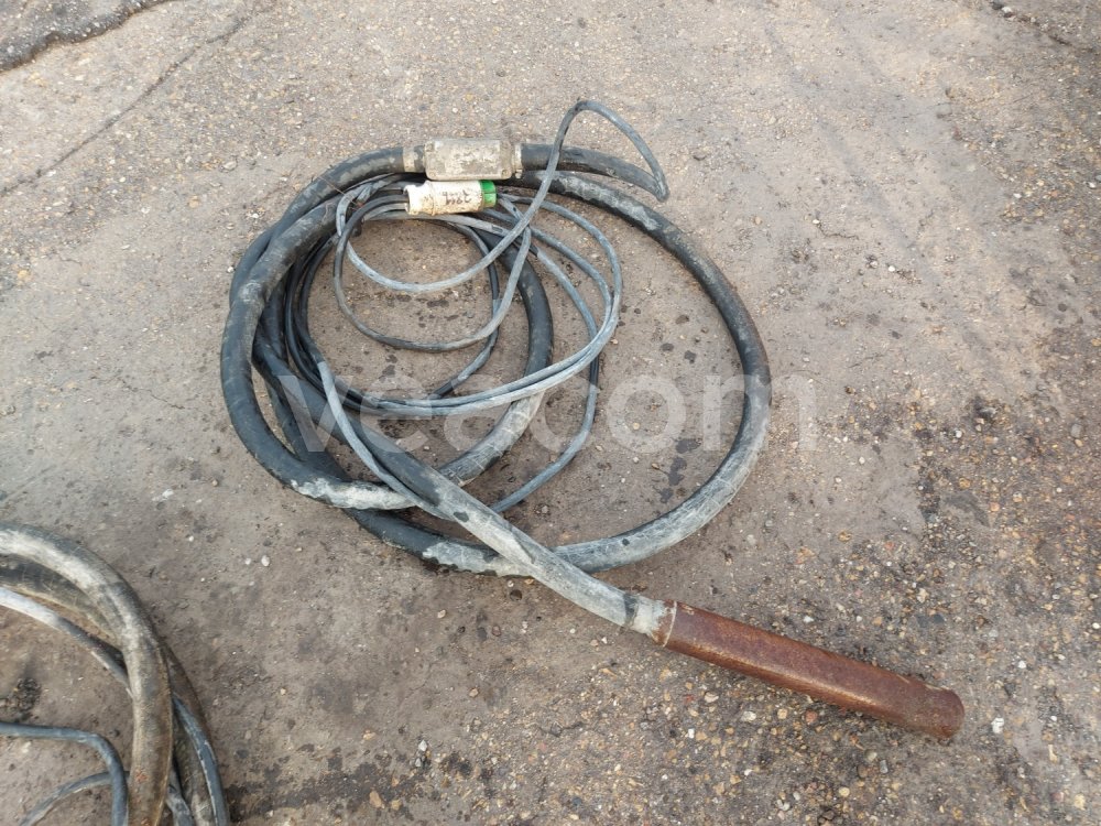 Online auction:  VIBRÁTOR DO BETONU