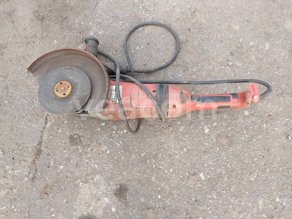 Aukcja internetowa:  MILWAUKEE AGV 24