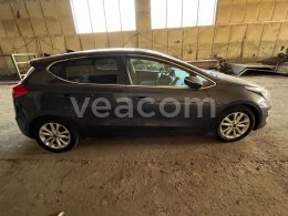 Online auction: KIA  CEED