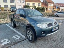 Online aukce: MITSUBISHI  L 200