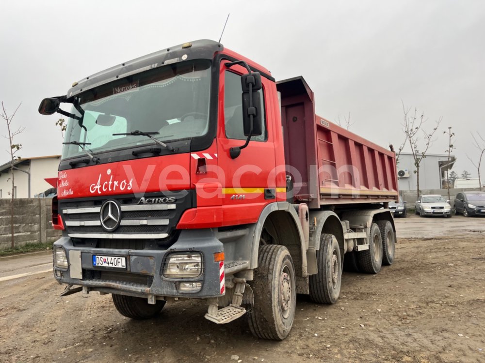 Online auction:  MB ACTROS 4144 8x6