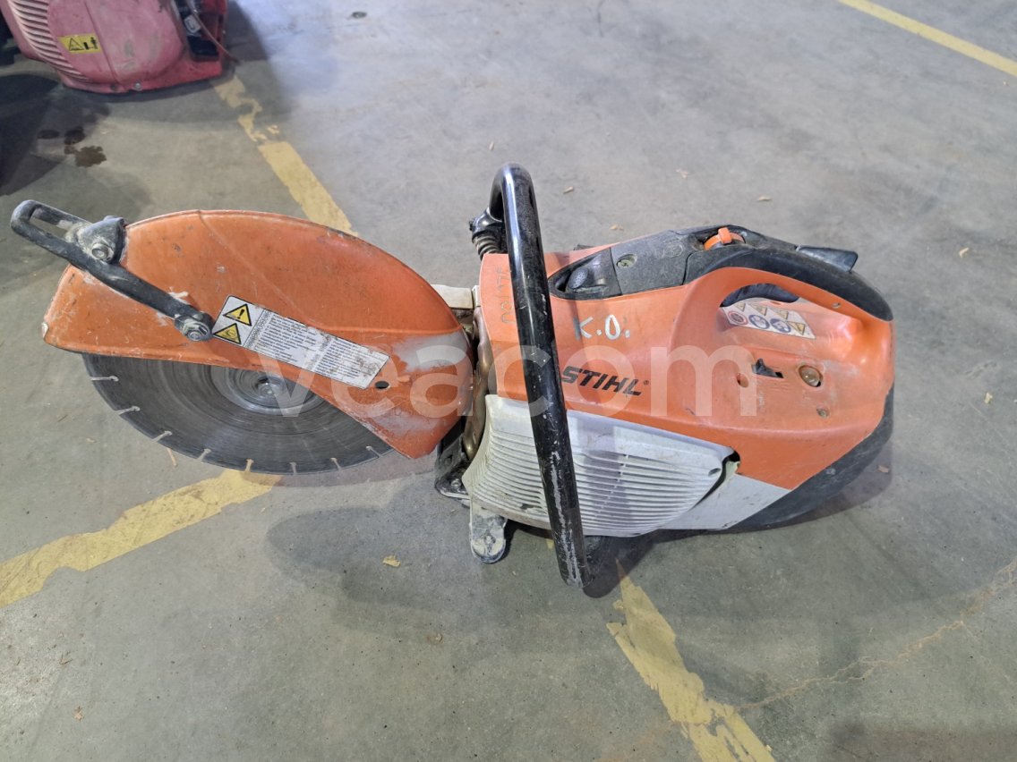 Online auction: STIHL  TS420 (09/275)