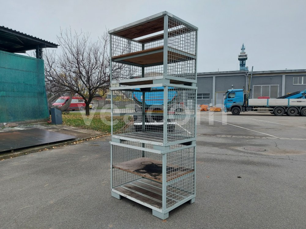 Online auction:  GITTERBOXY - regály (3ks)