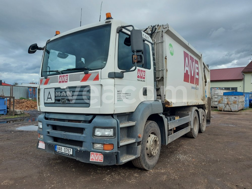 Online auction: MAN  TGA 28.320 6x2-4 BL