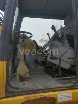 Online árverés: KOMATSU  PW180-7