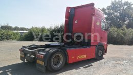 Online árverés: VOLVO  FH 42T B