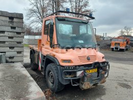 Online-Versteigerung: MERCEDES-BENZ  UNIMOG U300