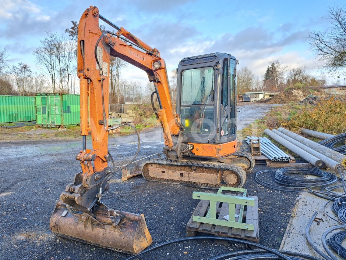Aukcja internetowa: HITACHI  ZX30U-2 CLR