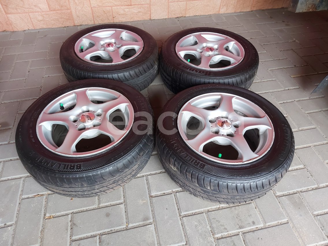 Online árverés:   Barum Brillantis 2, 185/60 R14 82H (4xkola)