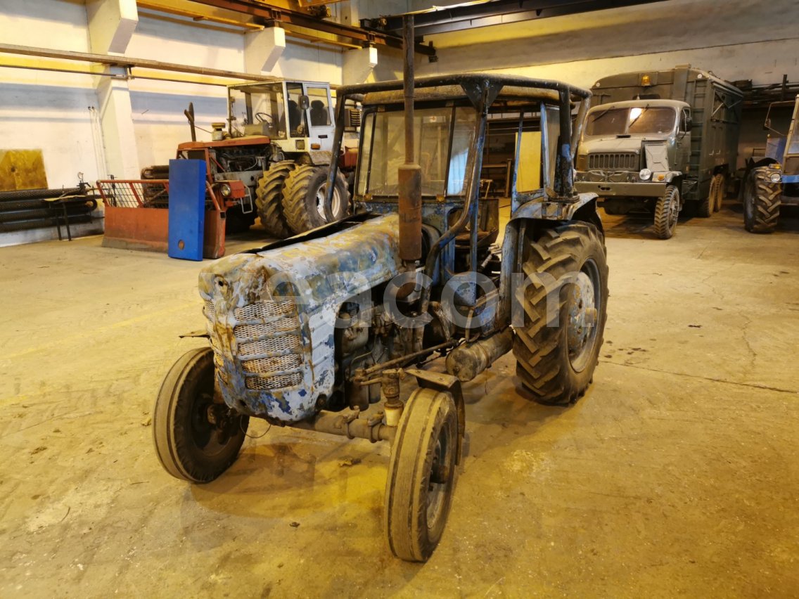 Online árverés: ZETOR  3011