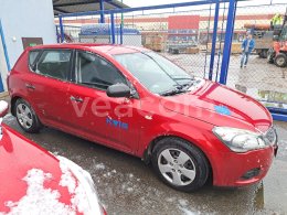 Online aukce: KIA  CEED