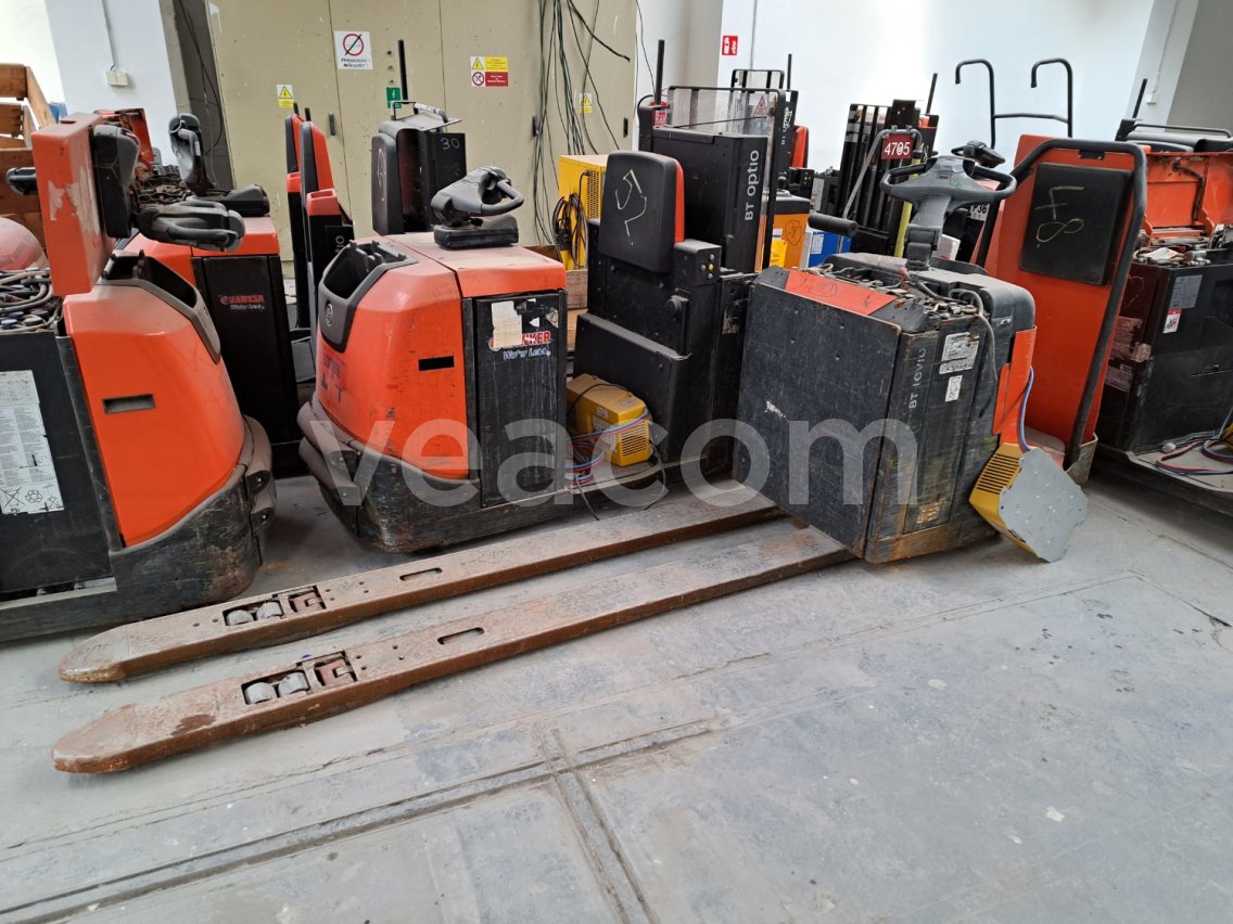 Online auction:   BT LPE 240