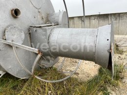 Online auction:   CEMENTOVÉ SILO- BEZ ŠTÍTKOV