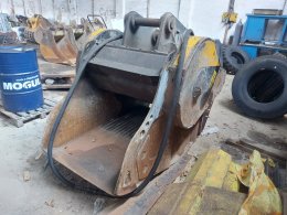 Online auction:  MB CRUSHER BF 90.3