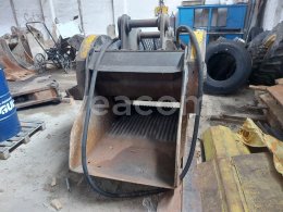 Online auction:   MB CRUSHER BF 90.3