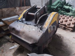 Online-Versteigerung:   MB CRUSHER BF 90.3