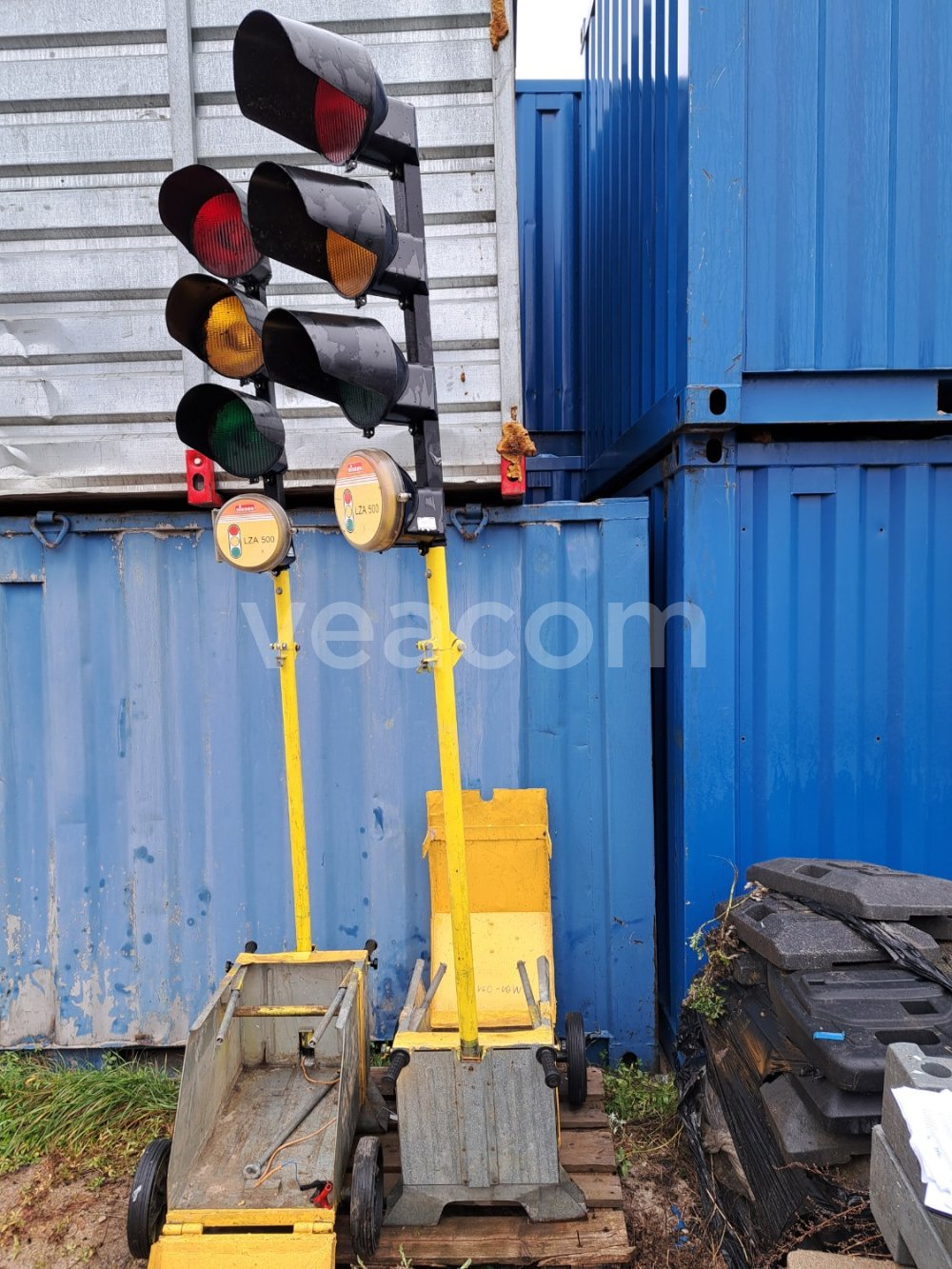 Online auction:  SEMAFOR NISSEN LZA 500 (1 KS)