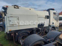 Online auction: DAF  STREET CLEANSING