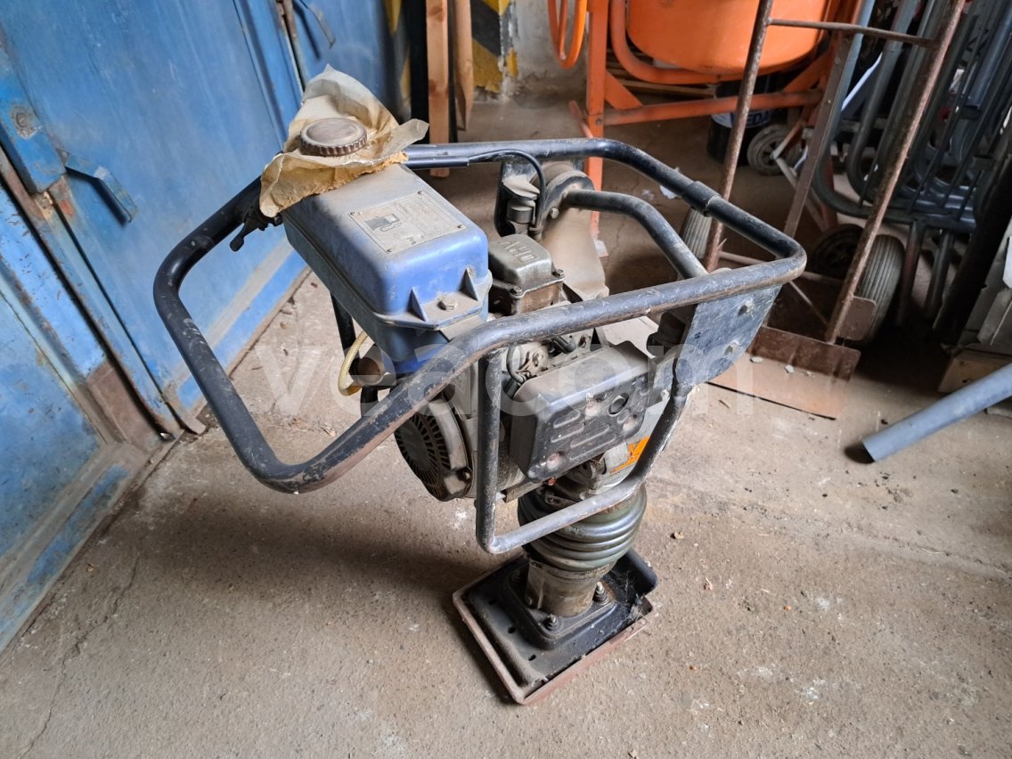 Online auction:   WEBER MT