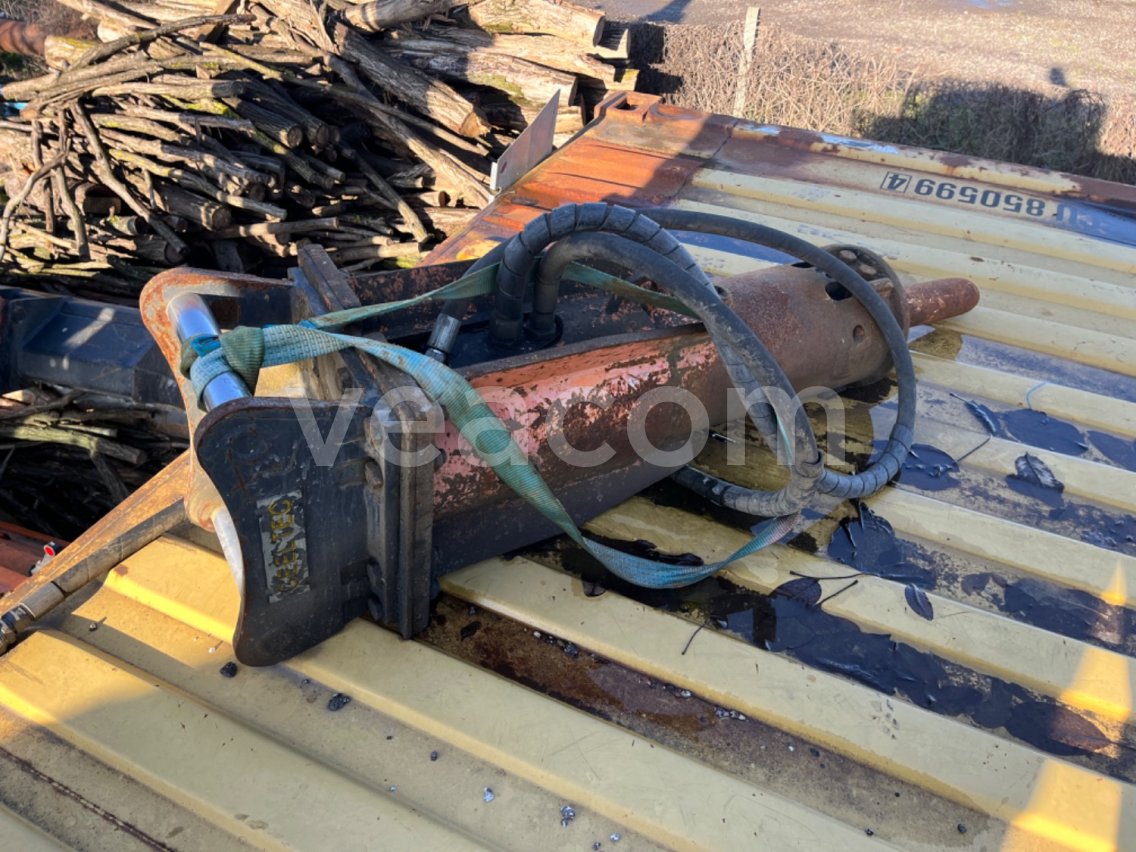 Online auction:   HYDRAULICKÉ KLADIVO