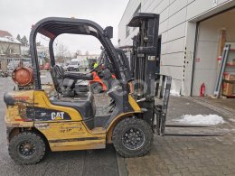 Online aukce: CATERPILLAR  GP25N