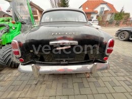 Online auction: PEUGEOT  403