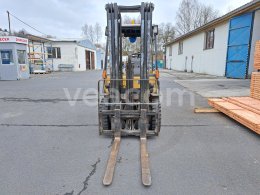 Online aukce: CATERPILLAR  GP 25 N