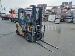 Online aukce: CATERPILLAR  GP 25 N