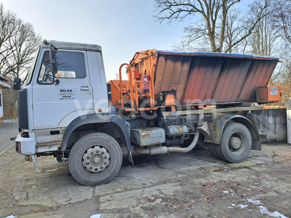 Online aukce: LIAZ  18.29