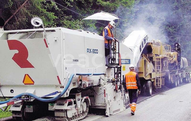 Online árverés:   Linka pro recyklaci asfaltových vrstev za studena