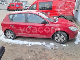 Online aukce: KIA  CEED
