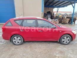 Online aukce: KIA  CEED KOMBI