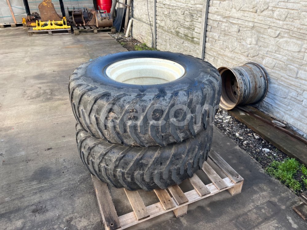 Online aukce:  PNEUMATIKY GOLDONY F20