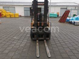 Online aukce: CATERPILLAR  GP25K