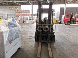 Online aukce: CATERPILLAR  GP25N