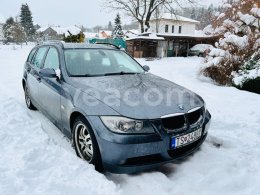 Online aukce: BMW  318I