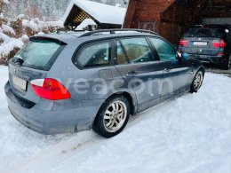 Online aukce: BMW  318I