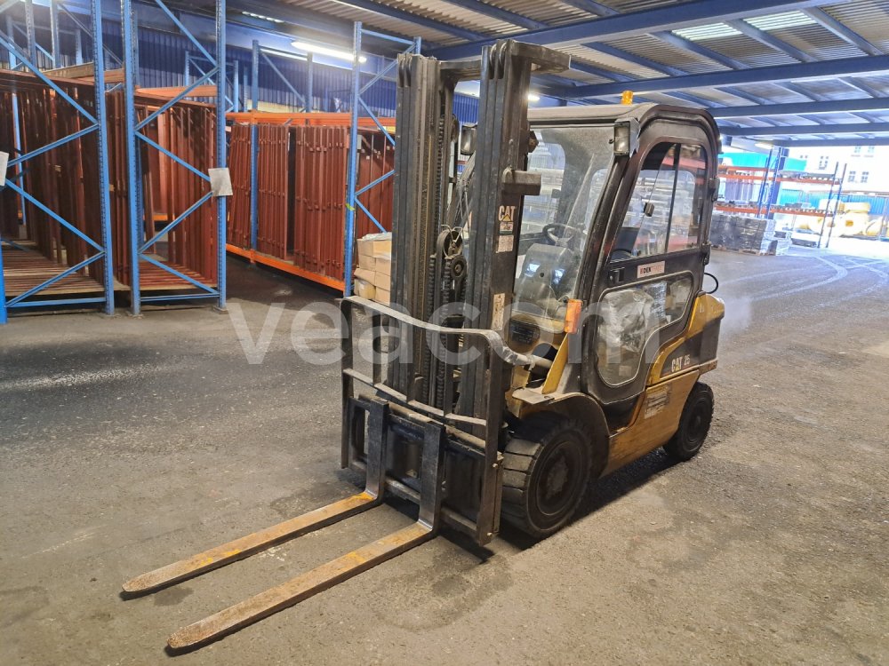Online aukce: CATERPILLAR  GP 25 N