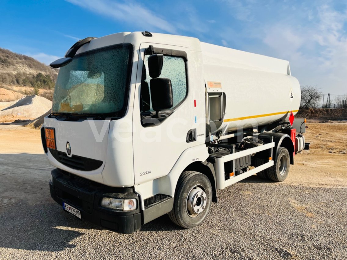Online aukce: RENAULT  MIDLUM