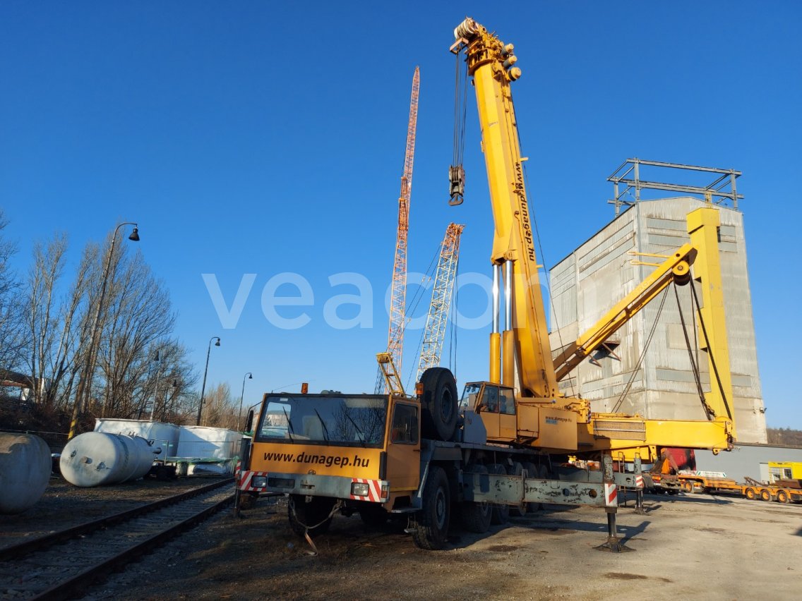 Online-Versteigerung: LIEBHERR  LTM 1160