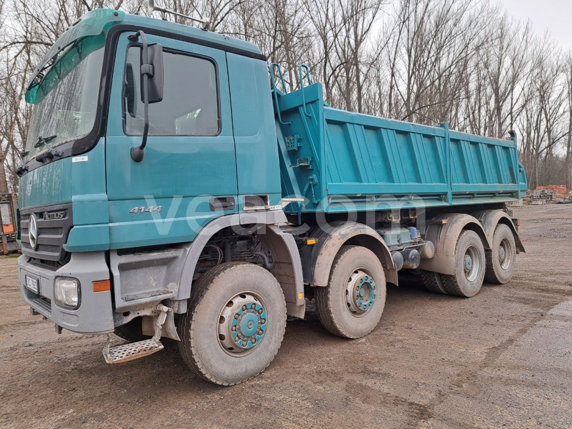 Aukcja internetowa: MERCEDES-BENZ  ACTROS 4144 8X6
